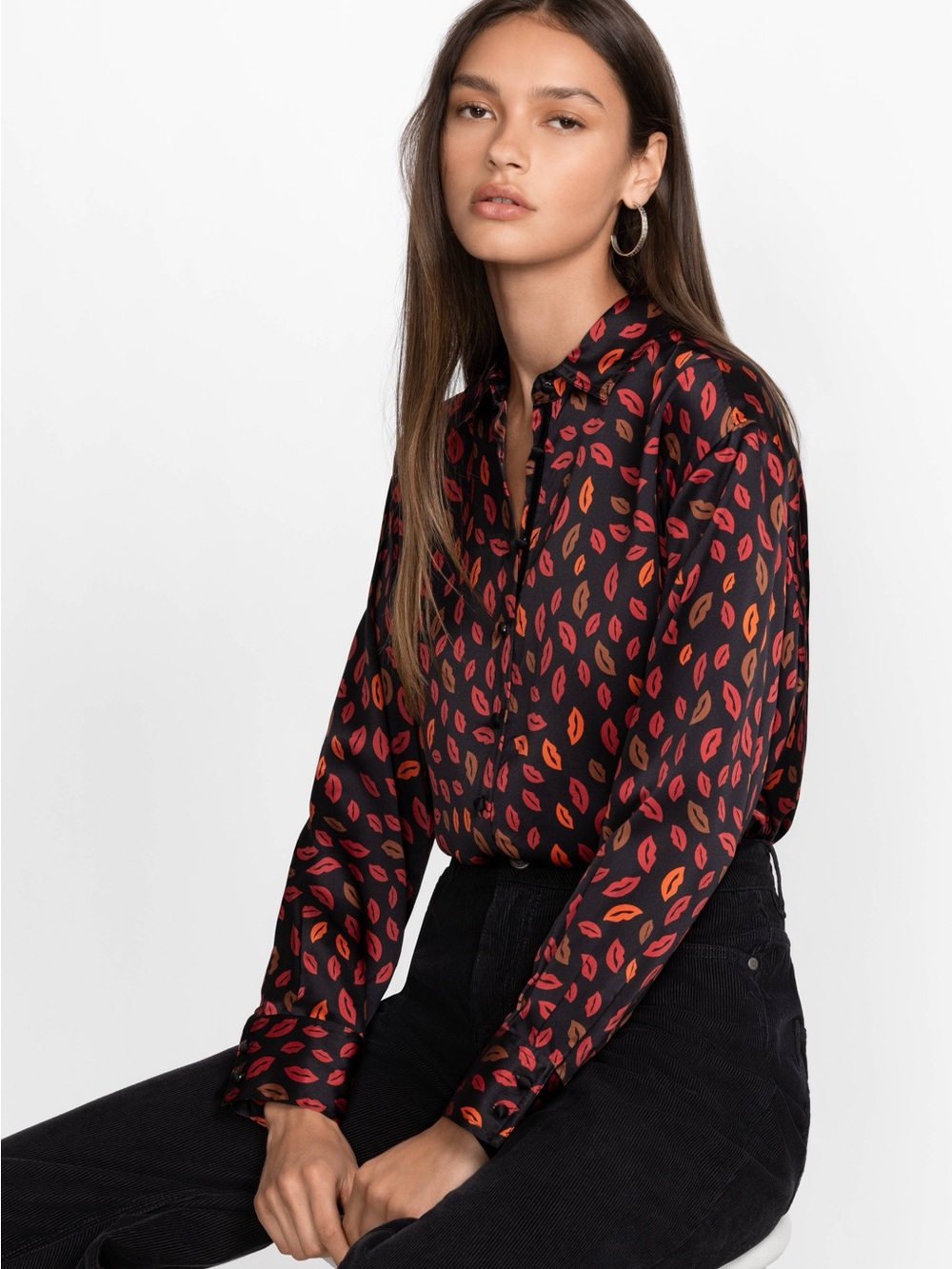Johnny Was Amora Boxy Charmeuse 100% Silk Button-Down Blouse Lip Print Size XS